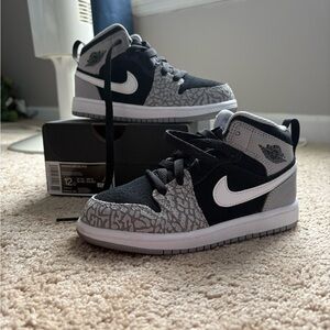 Air Jordan 1 Mid SE (PS)